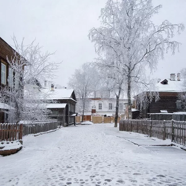 В Вологде помогут подготовить заявку на ремонт двора — успейте до 1 декабря